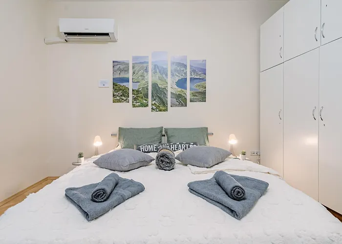 Grand Luxury By Ndk And National Stadium With Free Parking