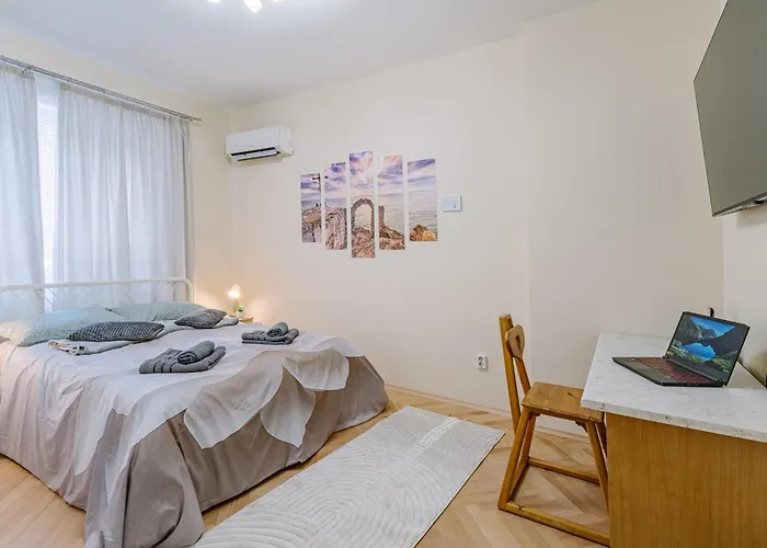 Grand Luxury By Ndk And National Stadium With Free Parking Apartment Sofia